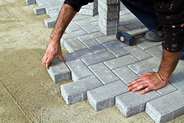 Best Driveway Paving Contractor  in Oatfield, OR